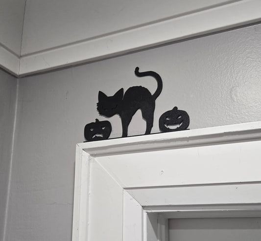 Halloween Cat with Jack-O’-Lanterns Door Corner Decoration